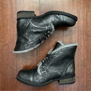 Luxe de Leon Carmen Leather Boots, Dark Pewter Metallic, Shearling Lining Size 9